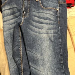 Max Jeans size 4, Capri